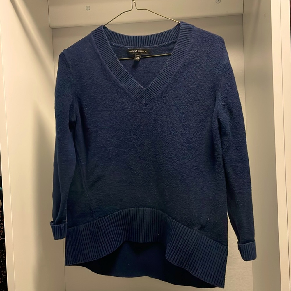 Banana republic navy blue sweater XS petite